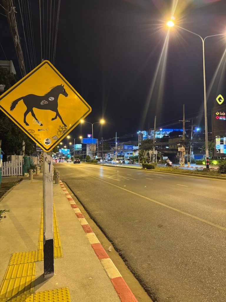 Horse crossing sign in Hua Hin